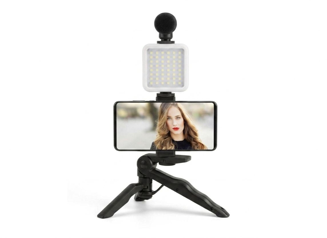 Set grabación móvil 3 en 1 (trípode + micro + luz)